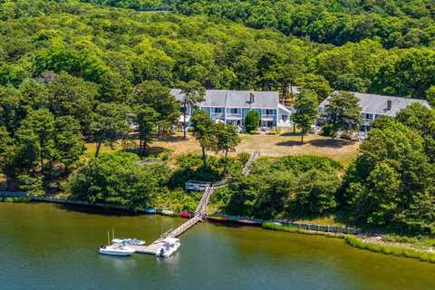 33 Old Fish House Road, South Dennis, MA 02660