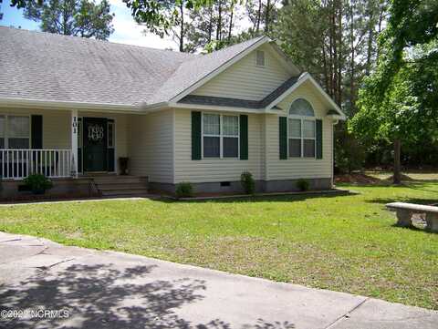 101 Elm Circle, Morehead City, NC 28557