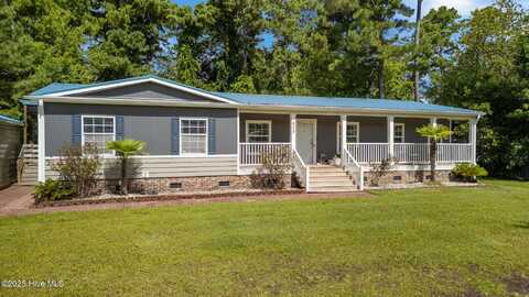 909 Lightwood Drive, Newport, NC 28570