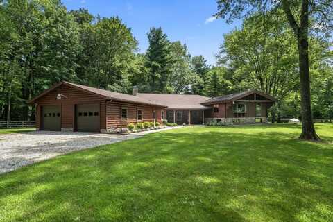 1001 Eckard Road, Centerburg, OH 43011