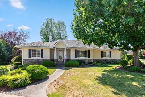 747 N DUNDEE DR, Post Falls, ID 83854