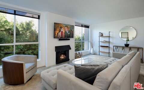 927 N Kings Rd, West Hollywood, CA 90069
