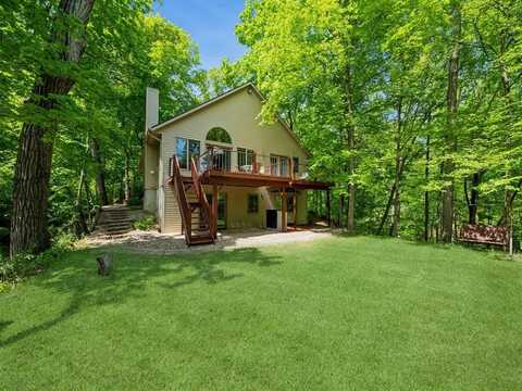 2617 Rainier Court NE, Cedar Rapids, IA 52402