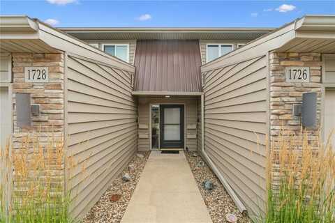 1724 Applewood Place NE, Cedar Rapids, IA 52402