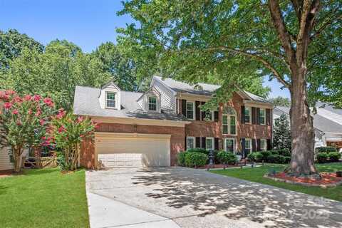 8906 Glade Court, Huntersville, NC 28078