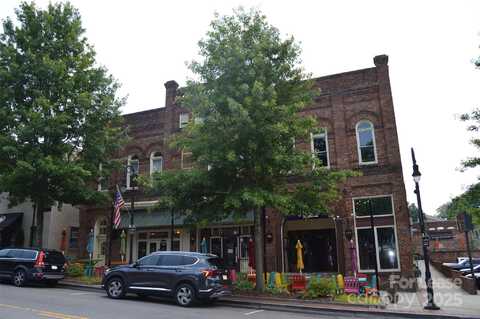 121 N Center Street, Statesville, NC 28677