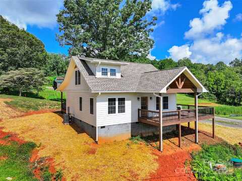 111 Dawn Drive, Waynesville, NC 28786