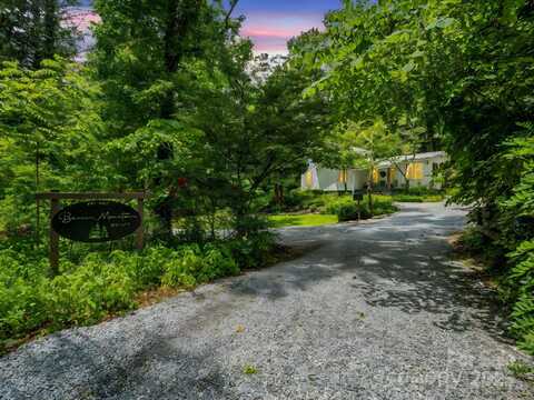 2525 Kanuga Road, Hendersonville, NC 28739
