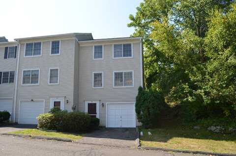88 Summit Commons, Derby, CT 06418