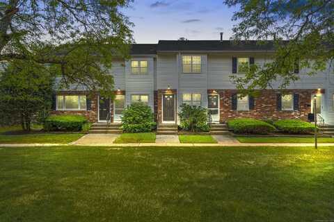 5 Bradley Circle, Enfield, CT 06082
