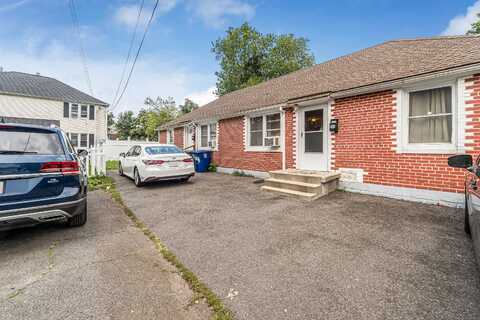 242 Pearl Harbor Street, Bridgeport, CT 06610