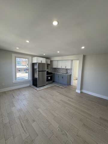 30 Davis Street, New Haven, CT 06515