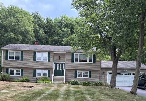 7 Palanga Road, North Branford, CT 06472