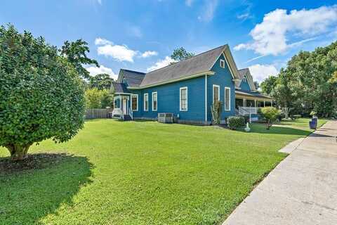 221 Live Oak, Geneva, AL 36340
