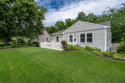3119 Hickman Road, Des Moines, IA 50310