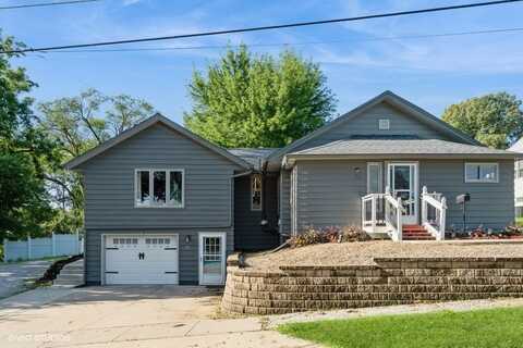 80 Lacona Avenue, Des Moines, IA 50315