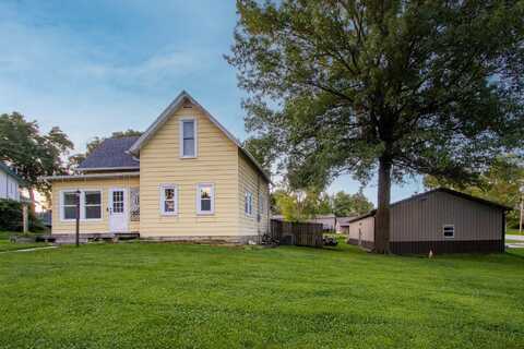 109 E Clanton Street, Saint Charles, IA 50240
