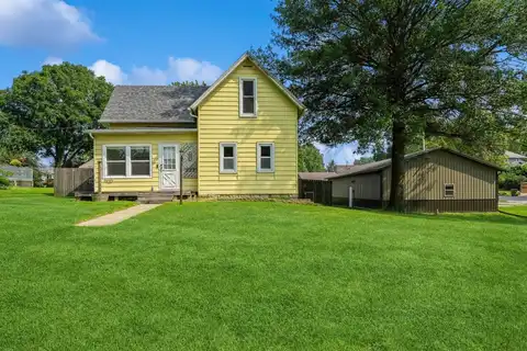 109 E Clanton Street, Saint Charles, IA 50240