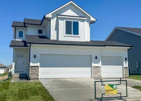 526 43rd Street SW, Altoona, IA 50009