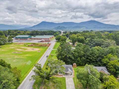 132 9th Avenue, CHATSWORTH, GA 30705
