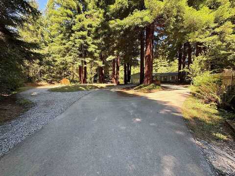 100 Boyds, Crescent City, CA 95531