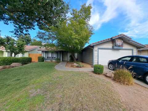 3782 Cleo Avenue N, Fresno, CA 93722