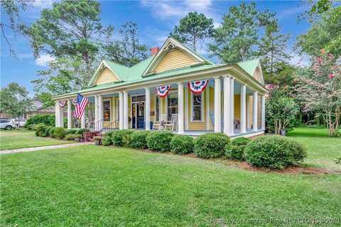 415 E 3rd Avenue, Red Springs, NC 28377