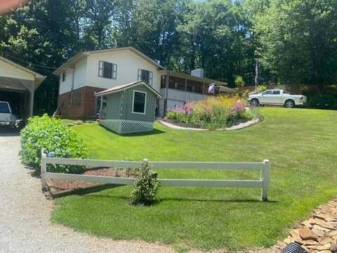 94 Crestview Heights, Franklin, NC 28734