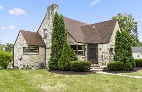 900 N Van Buren Street, Auburn, IN 46706