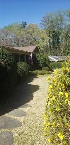 2827 Beverly Hills Drive, Marietta, GA 30068