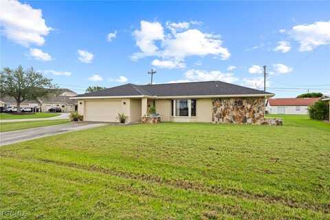1425 SE 8th Place, Cape Coral, FL 33990