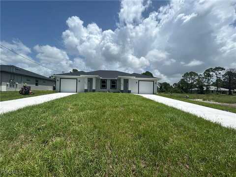 873 Duplex Street E, Lehigh Acres, FL 33974