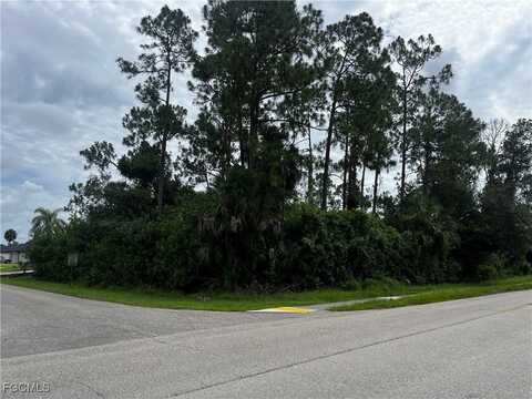 701 E 6th Street, Lehigh Acres, FL 33972