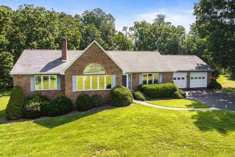 116 TALIAFERRO DR, CHURCHVILLE, VA 24421