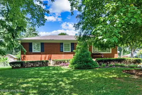312 Meadowbrook Dr, Shepherdsville, KY 40165