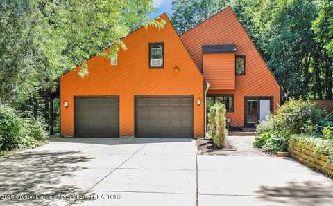 164 E Newman Road, Williamston, MI 48895