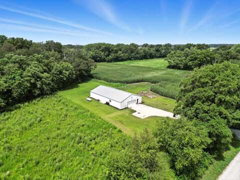 6052 N Meridian Road, Lake Village, IN 46349