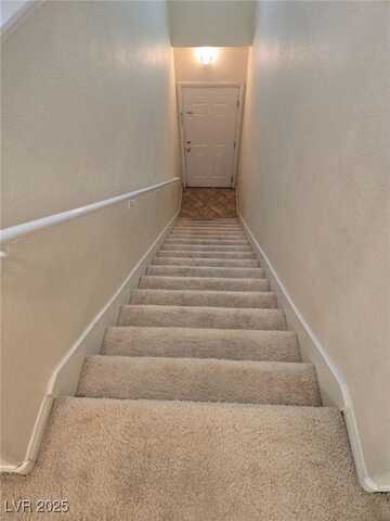 7701 W Robindale Road, Las Vegas, NV 89113
