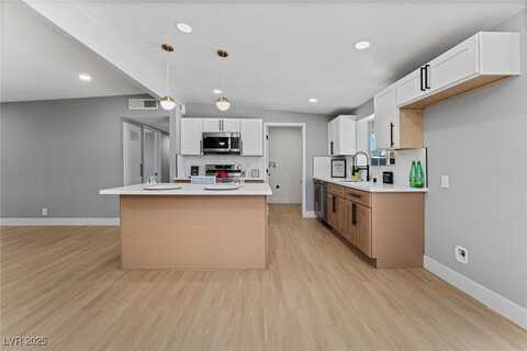 2057 Palma Vista Avenue, Las Vegas, NV 89169