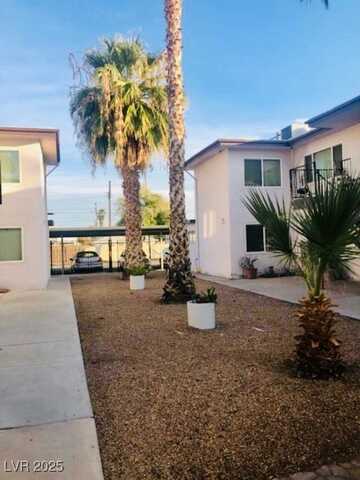 417 S 13th Street, Las Vegas, NV 89101