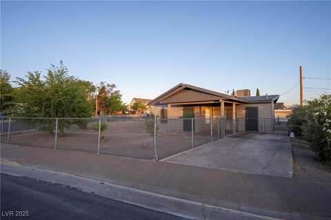 211 Kansas Avenue, Henderson, NV 89015
