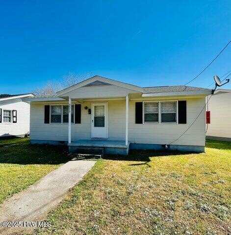 3573 S Barrett Street, Farmville, NC 27828