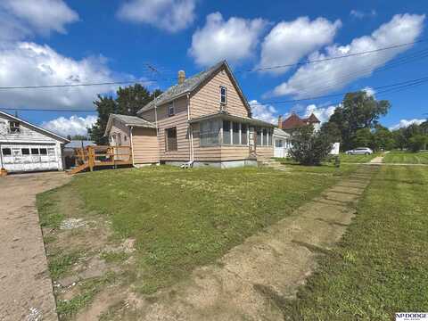 416 S 12th Street, Tekamah, NE 68061
