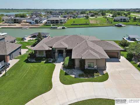 11777 N 175 Circle, Bennington, NE 68007