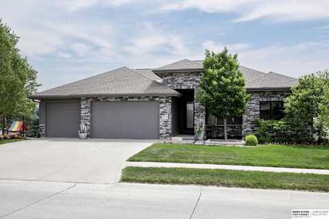 1611 S 208th Street, Omaha, NE 68022