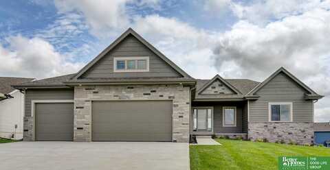 7131 N 172 Street, Bennington, NE 68007