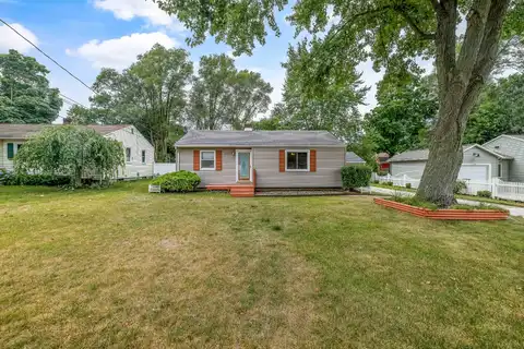 3701 Grape Ave Avenue NE, Grand Rapids, MI 49525