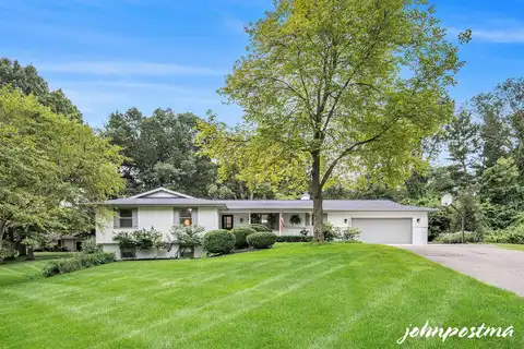 5480 Ranger Hills Drive SE, Grand Rapids, MI 49546