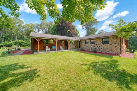 2933 Robinson Road, Jackson, MI 49203