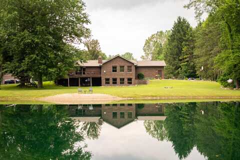 10133 W Allen Road, Fowlerville, MI 48836